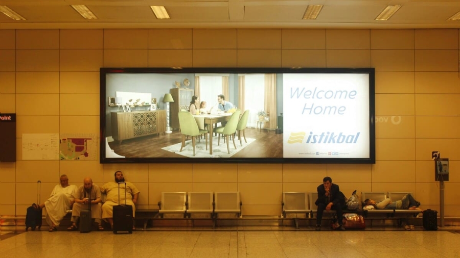 Advertisements in Airports - Avyan Advertising