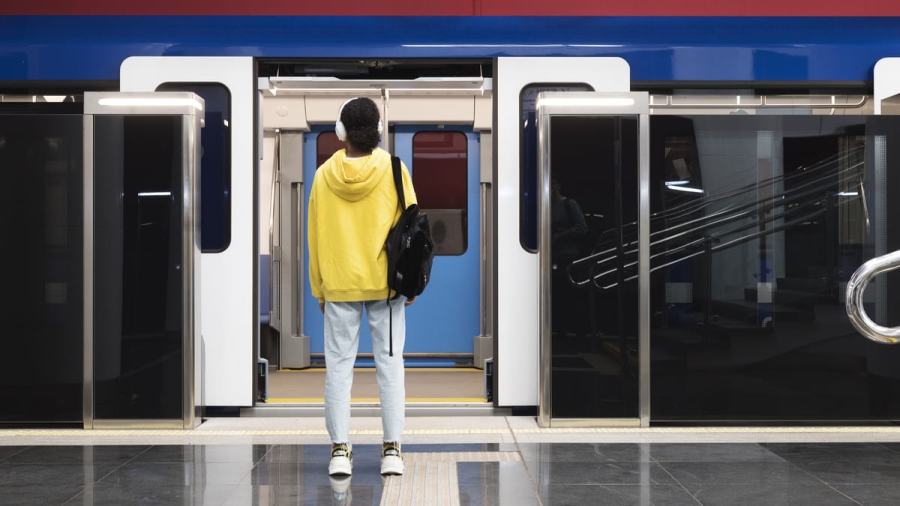 How to Design an LRT & MRT Advertisement People Notice 01 - Avyan Advertising
